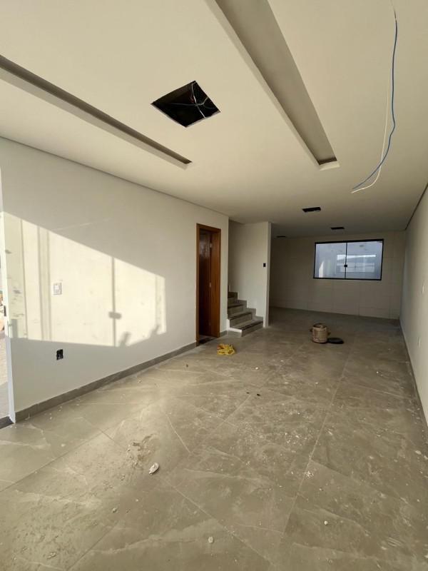 Casa, Masterville, 3 Quartos, 3 Vagas, 1 Suíte