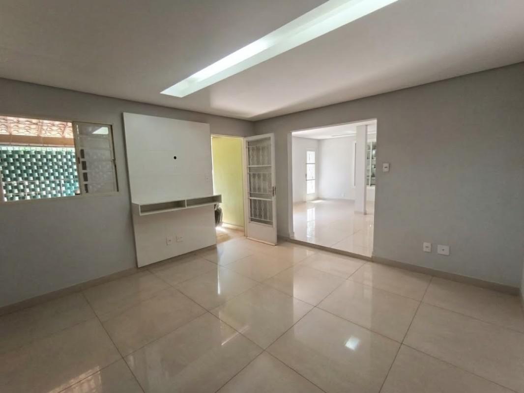 Casa, Dom Cabral, 2 Quartos, 3 Vagas, 1 Suíte
