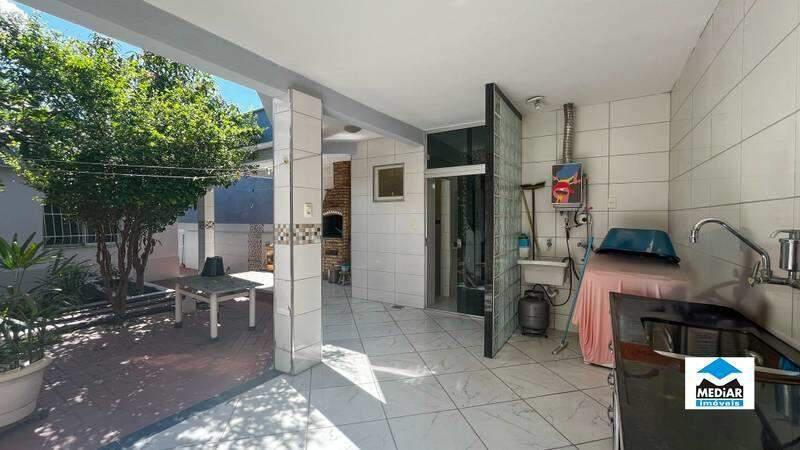 Casa, Sagrada Família, 4 Quartos, 3 Vagas, 1 Suíte