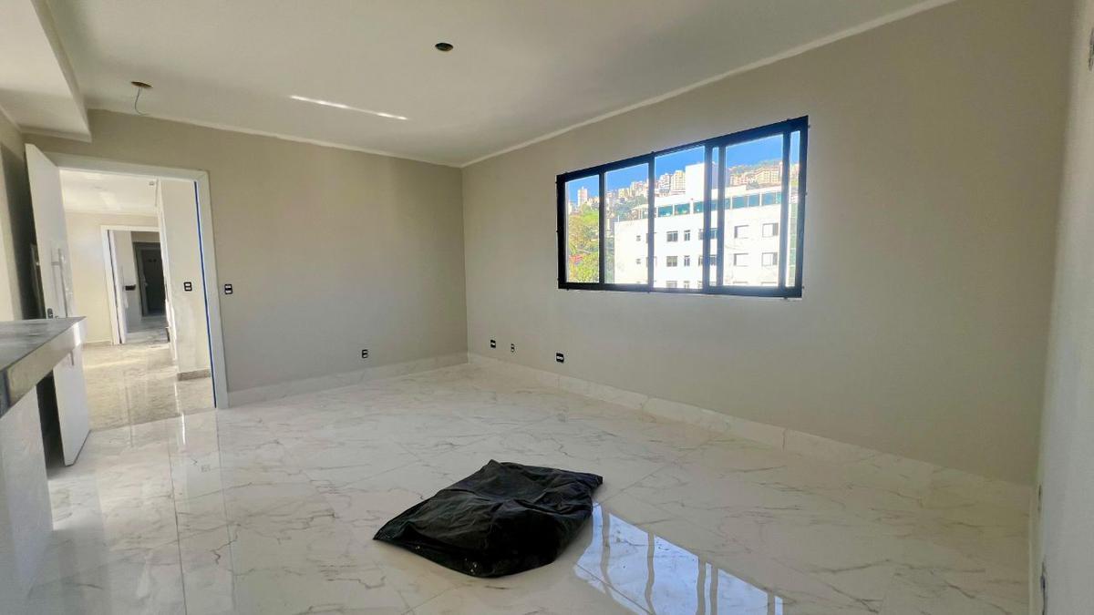 Apartamento, Santa Efigênia, 3 Quartos, 2 Vagas, 1 Suíte