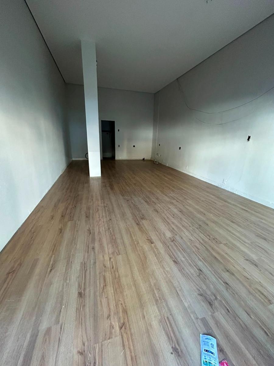 Andar, Centro, 0 Quarto, 0 Vaga