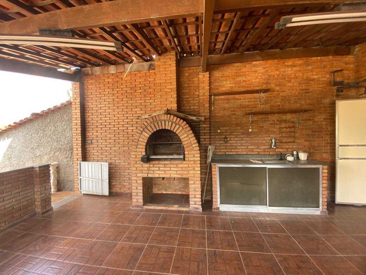 Casa, Ermelinda, 3 Quartos, 4 Vagas, 1 Suíte