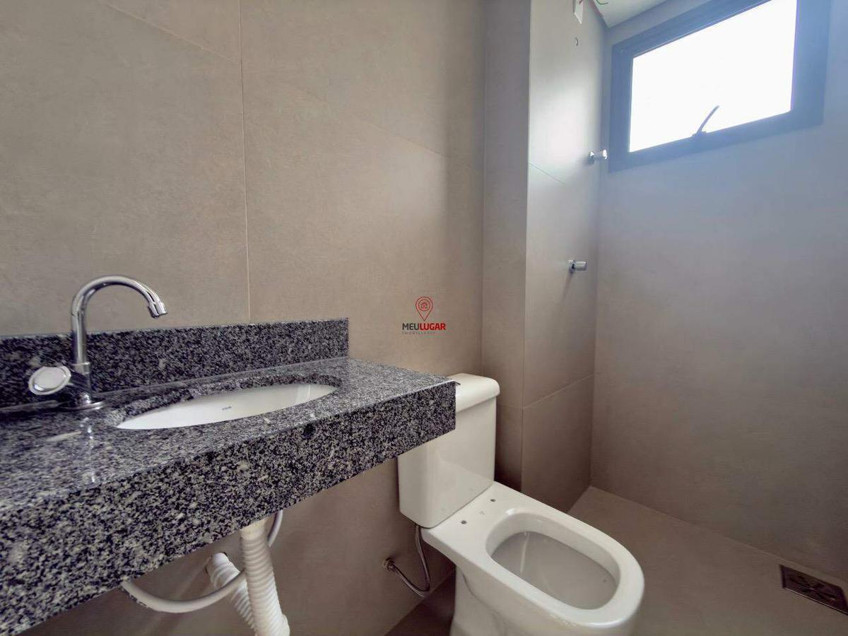 Cobertura, Jardim Industrial, 2 Quartos, 2 Vagas, 1 Suíte