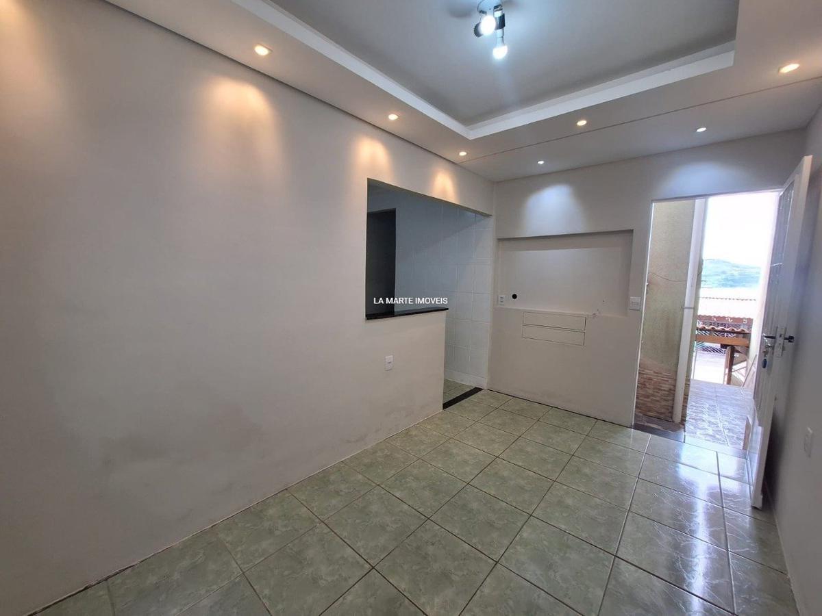 Casa, Palmeiras, 2 Quartos, 1 Vaga