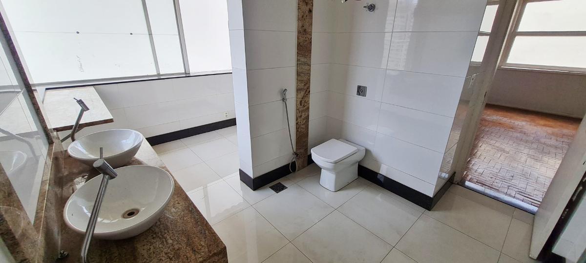 Cobertura, Centro, 5 Quartos, 6 Vagas, 1 Suíte