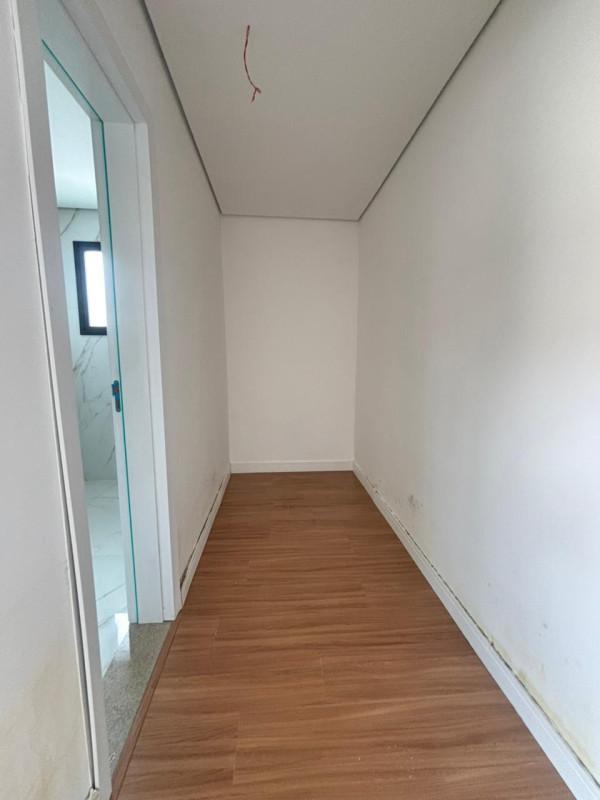 Casa, Planalto, 3 Quartos, 3 Vagas, 2 Suítes
