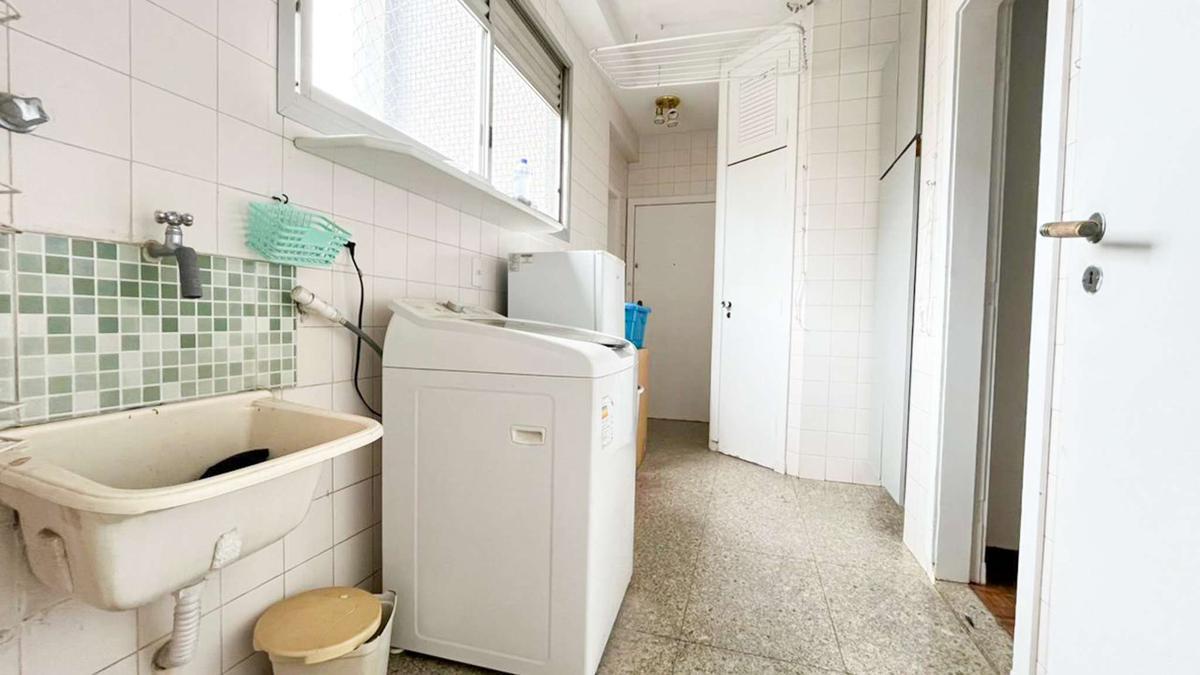 Apartamento, Funcionários, 4 Quartos, 2 Vagas, 1 Suíte