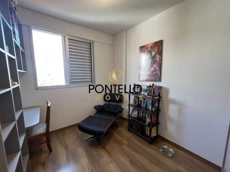Apartamento, Sagrada Família, 3 Quartos, 2 Vagas, 1 Suíte