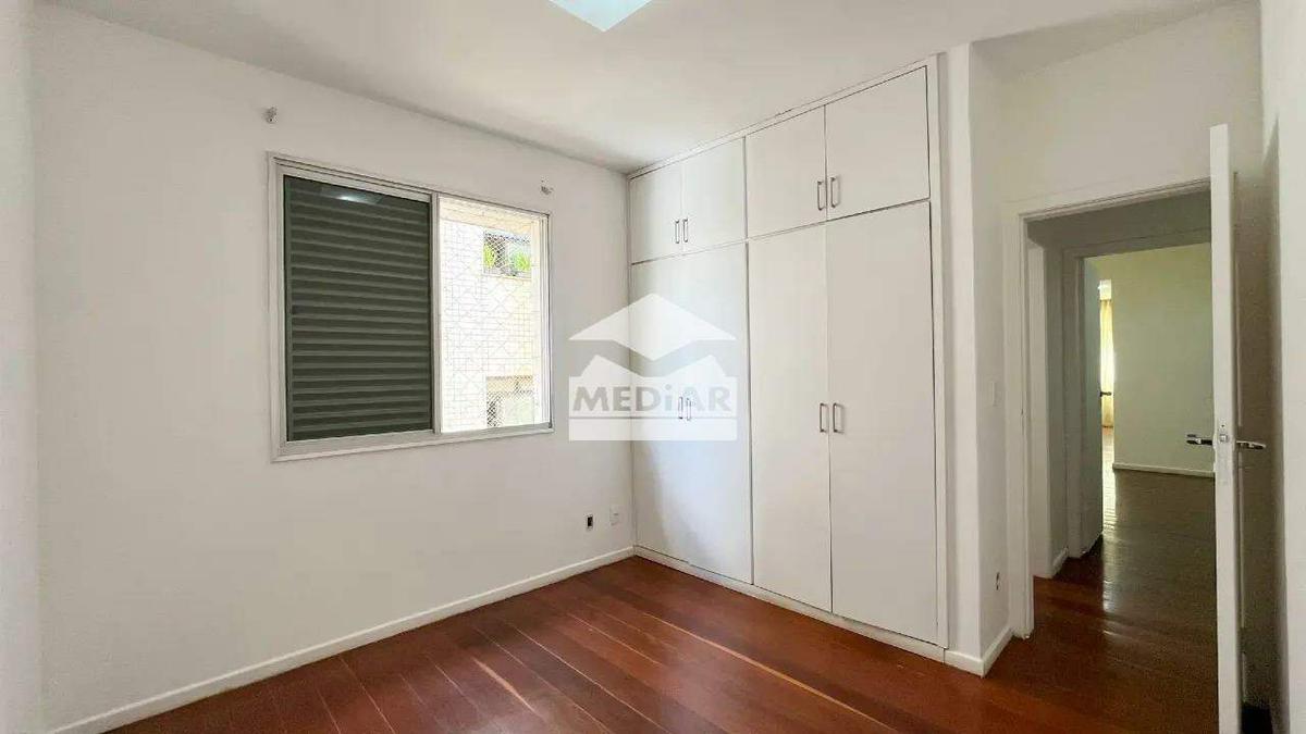 Cobertura, Serra, 4 Quartos, 2 Vagas, 1 Suíte