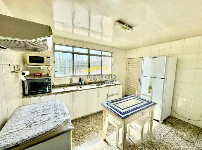 Casa, Palmeiras, 6 Quartos, 5 Vagas, 2 Suítes