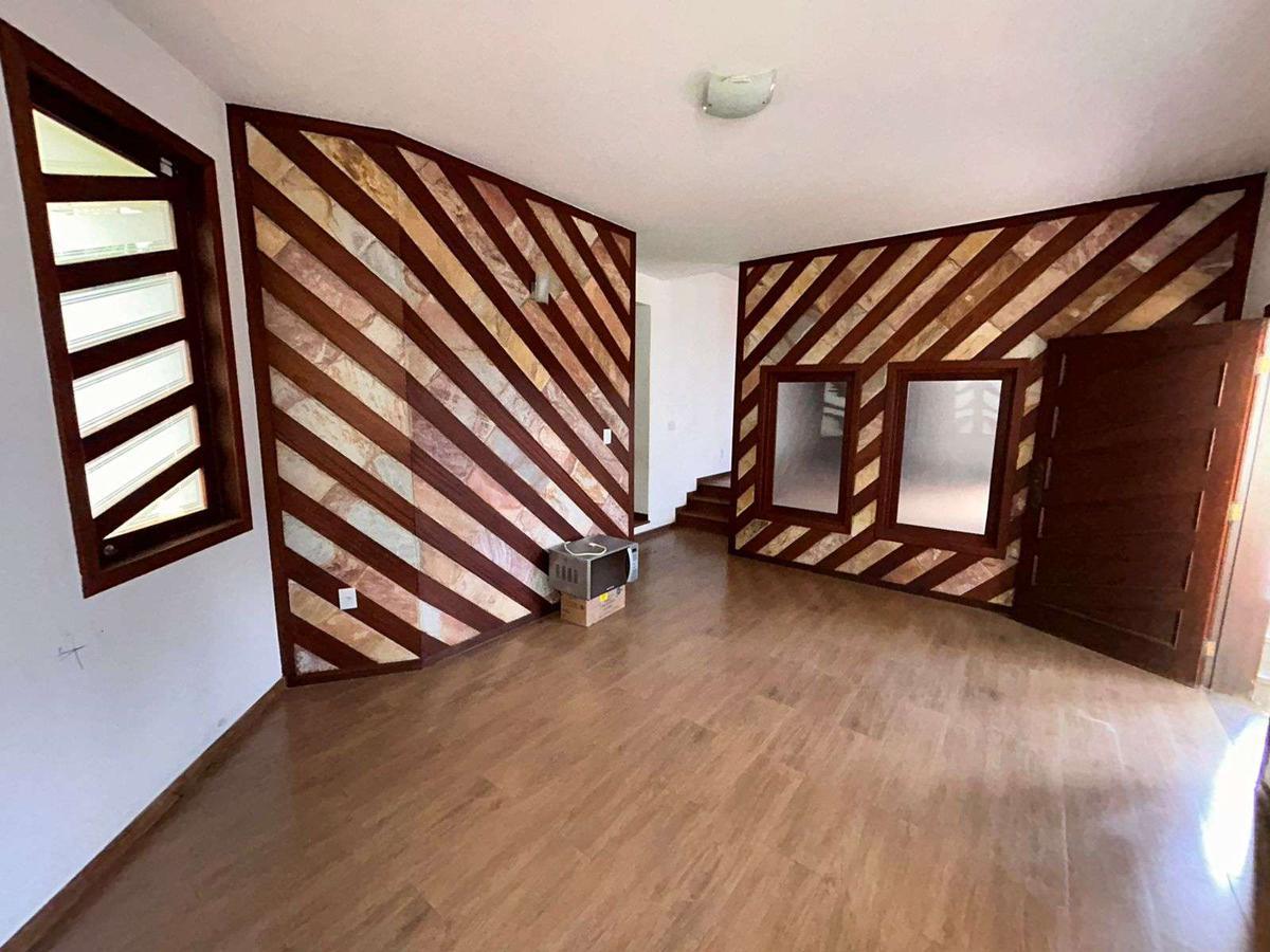 Casa, Castelo, 5 Quartos, 5 Vagas, 2 Suítes