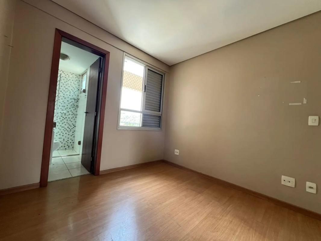 Apartamento, Floresta, 3 Quartos, 2 Vagas, 1 Suíte