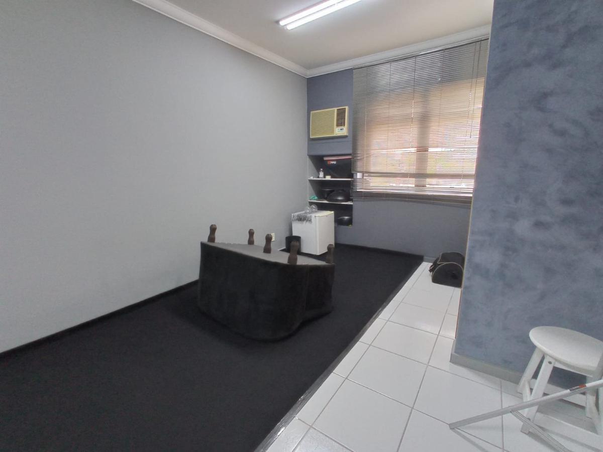 Sala, Gutierrez, 0 Quarto, 1 Vaga