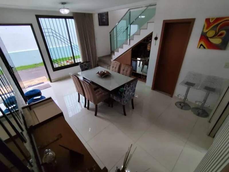 Casa, Trevo, 3 Quartos, 2 Vagas, 1 Suíte