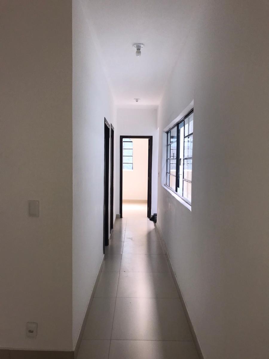 Casa Comercial, Santa Cruz, 2 Quartos, 0 Vaga, 1 Suíte