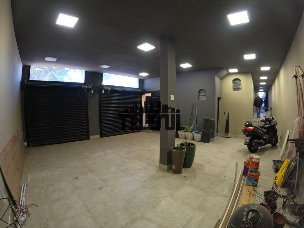 Casa, Centro, 2 Quartos, 3 Vagas, 1 Suíte