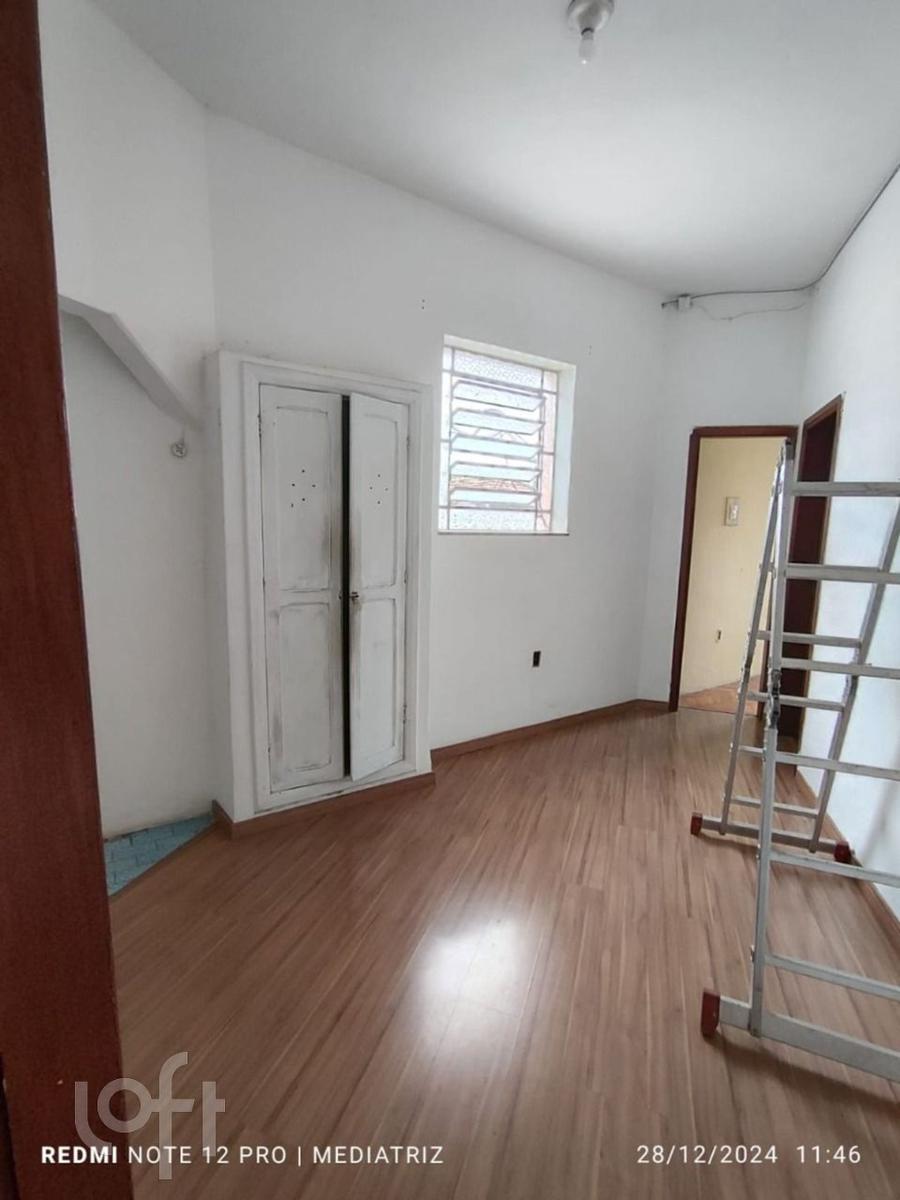 Casa, Floresta, 3 Quartos, 0 Vaga