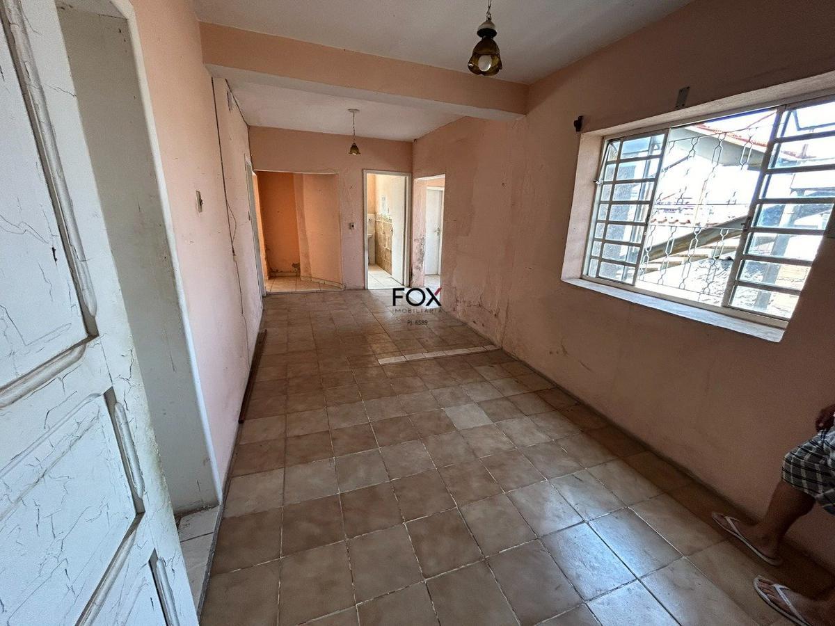 Casa, Industrial, 4 Quartos, 2 Vagas