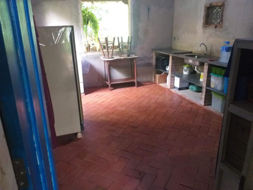 Fazenda, Ravena, 3 Quartos, 10 Vagas, 1 Suíte