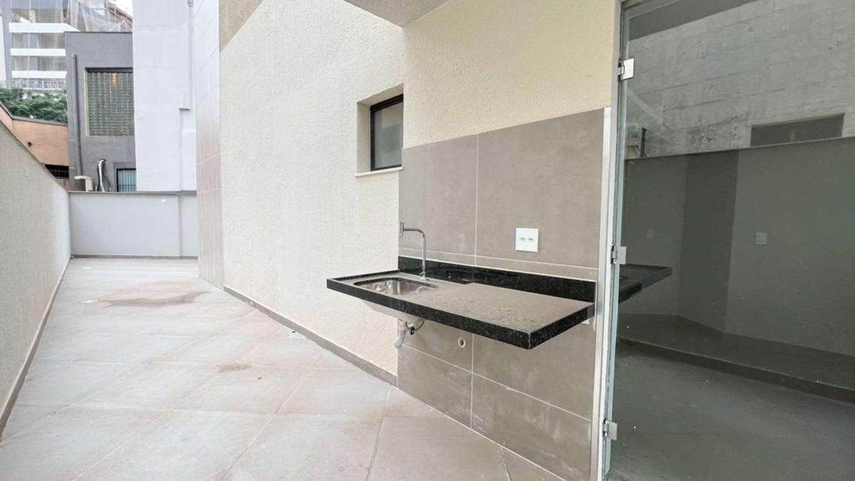 Apartamento, Funcionários, 2 Quartos, 1 Vaga, 1 Suíte