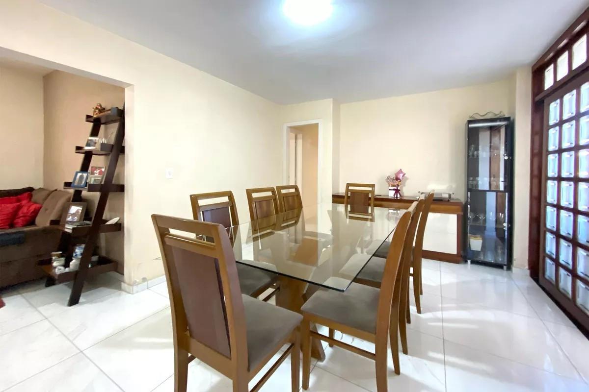 Apartamento, Gutierrez, 5 Quartos, 1 Vaga, 2 Suítes