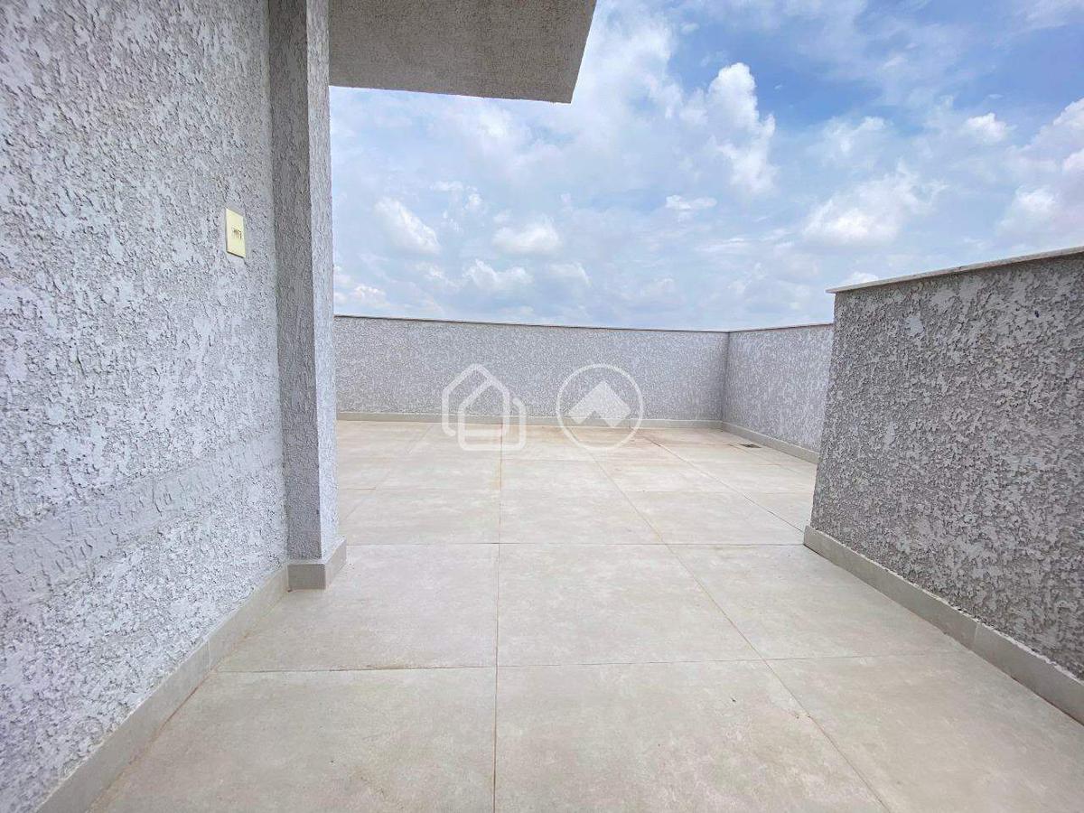 Cobertura, Padre Eustáquio, 2 Quartos, 3 Vagas, 1 Suíte