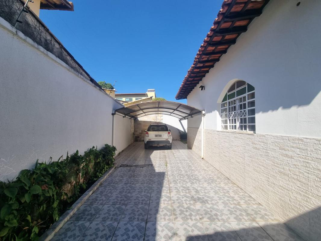 Casa, Jardim Riacho das Pedras, 3 Quartos, 8 Vagas, 2 Suítes