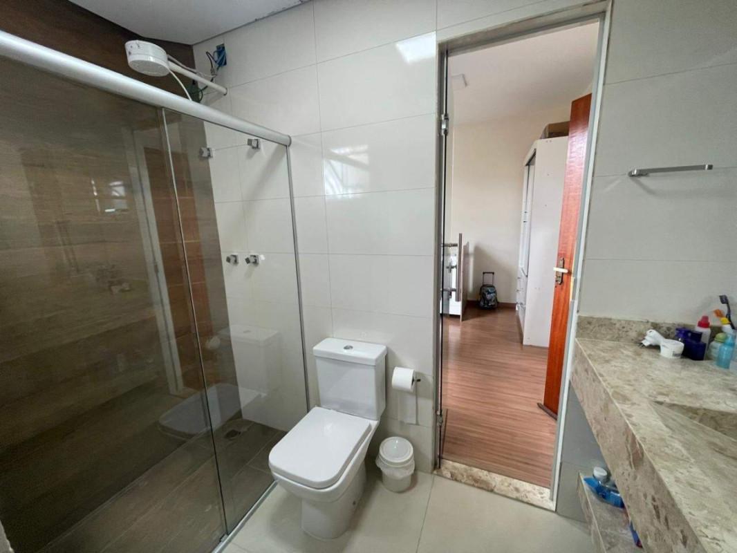 Casa, Araguaia, 4 Quartos, 2 Vagas, 1 Suíte