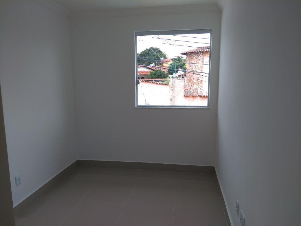 Casa, Planalto, 2 Quartos, 1 Vaga