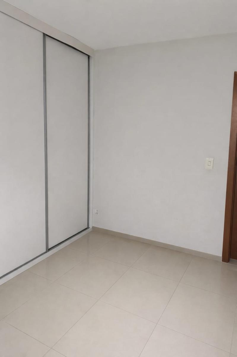 Apartamento, Rio Branco, 2 Quartos, 1 Vaga