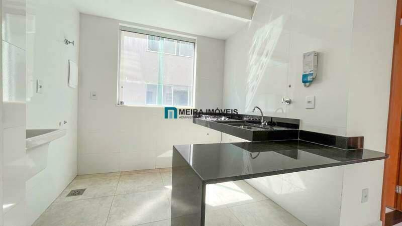 Apartamento, Serra, 2 Quartos, 2 Vagas, 1 Suíte