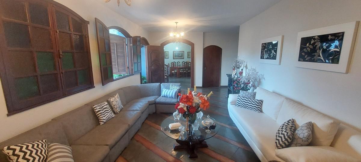 Casa, Barro Preto, 5 Quartos, 5 Vagas, 2 Suítes