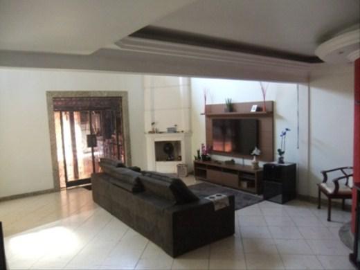 Casa, Heliópolis, 4 Quartos, 3 Vagas, 1 Suíte