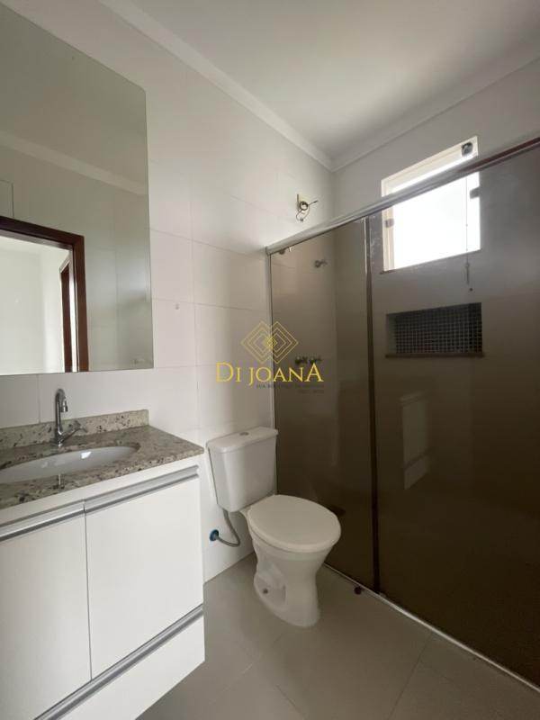 Casa, Bom Retiro, 3 Quartos, 2 Vagas, 2 Suítes