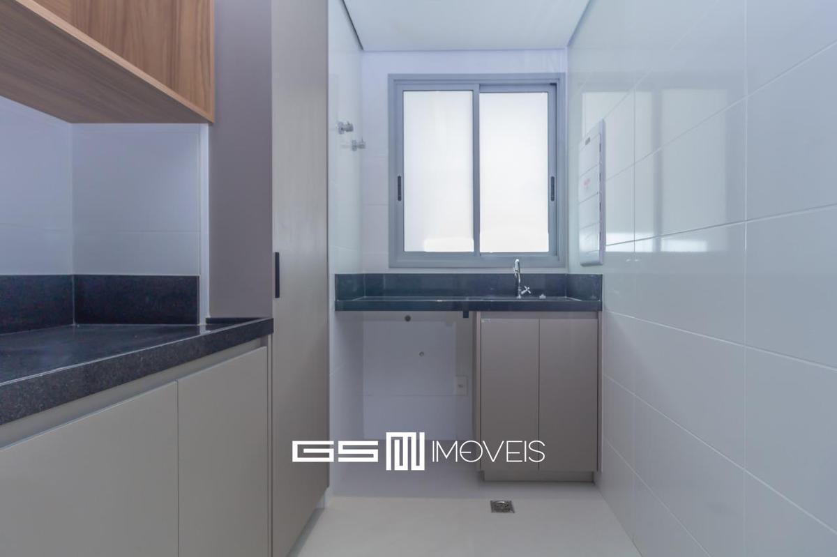 Apartamento, Sagrada Família, 3 Quartos, 2 Vagas, 1 Suíte