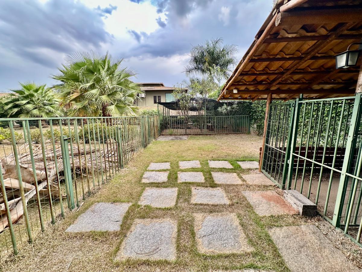 Casa, Bandeirantes (pampulha), 4 Quartos, 10 Vagas, 3 Suítes