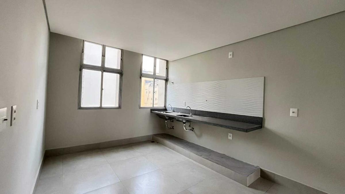 Apartamento, Centro, 2 Quartos, 0 Vaga, 1 Suíte