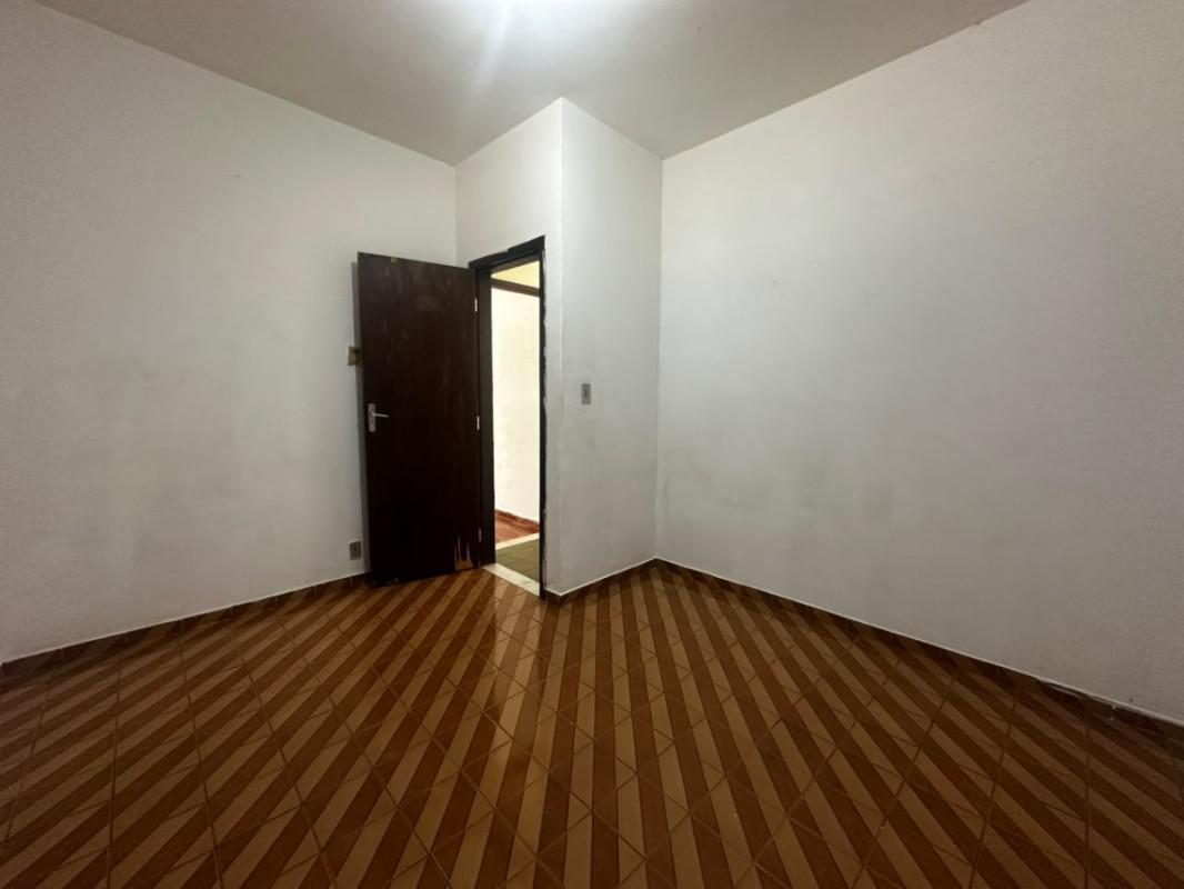 Casa, São Geraldo, 2 Quartos, 0 Vaga