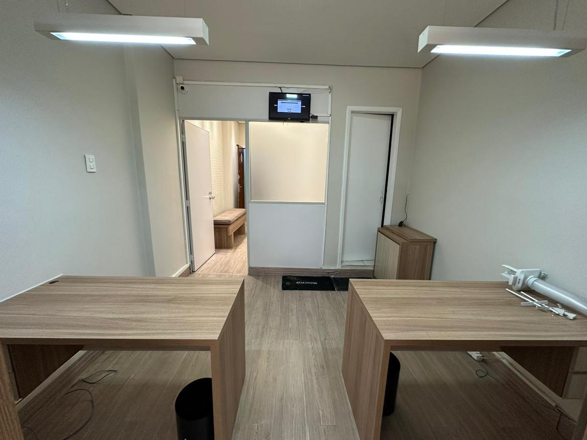 Sala, Centro