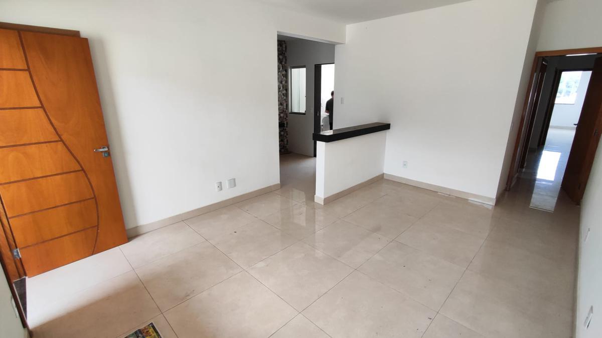 Casa, Vale das Orquídeas, 3 Quartos, 2 Vagas, 1 Suíte