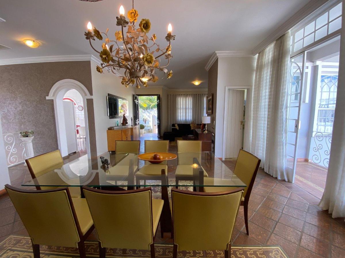 Casa, Bandeirantes (pampulha), 5 Quartos, 10 Vagas, 3 Suítes