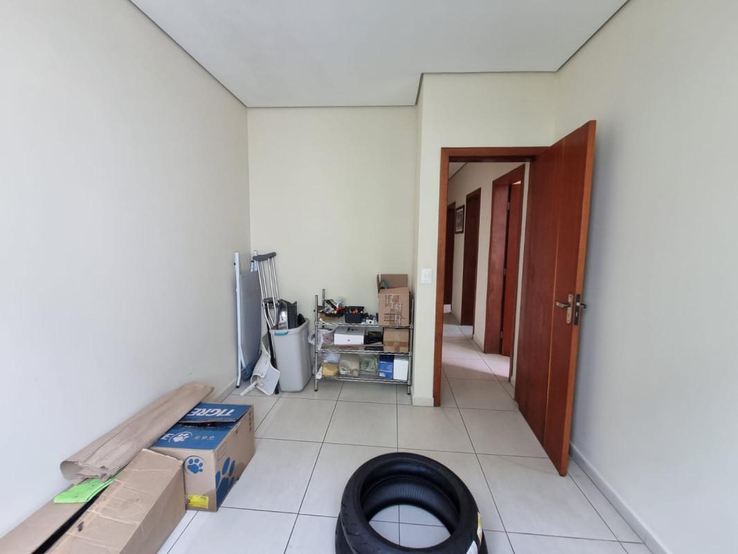 Apartamento, Jardim Riacho das Pedras, 3 Quartos, 2 Vagas, 1 Suíte
