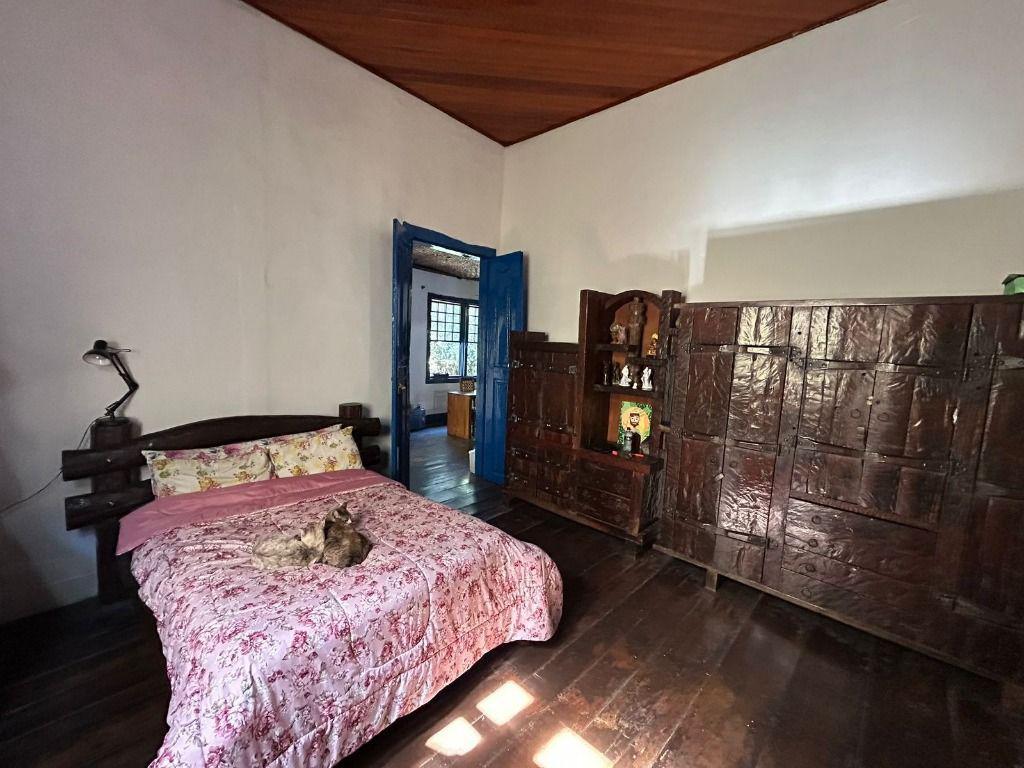 Casa, Centro, 4 Quartos, 10 Vagas
