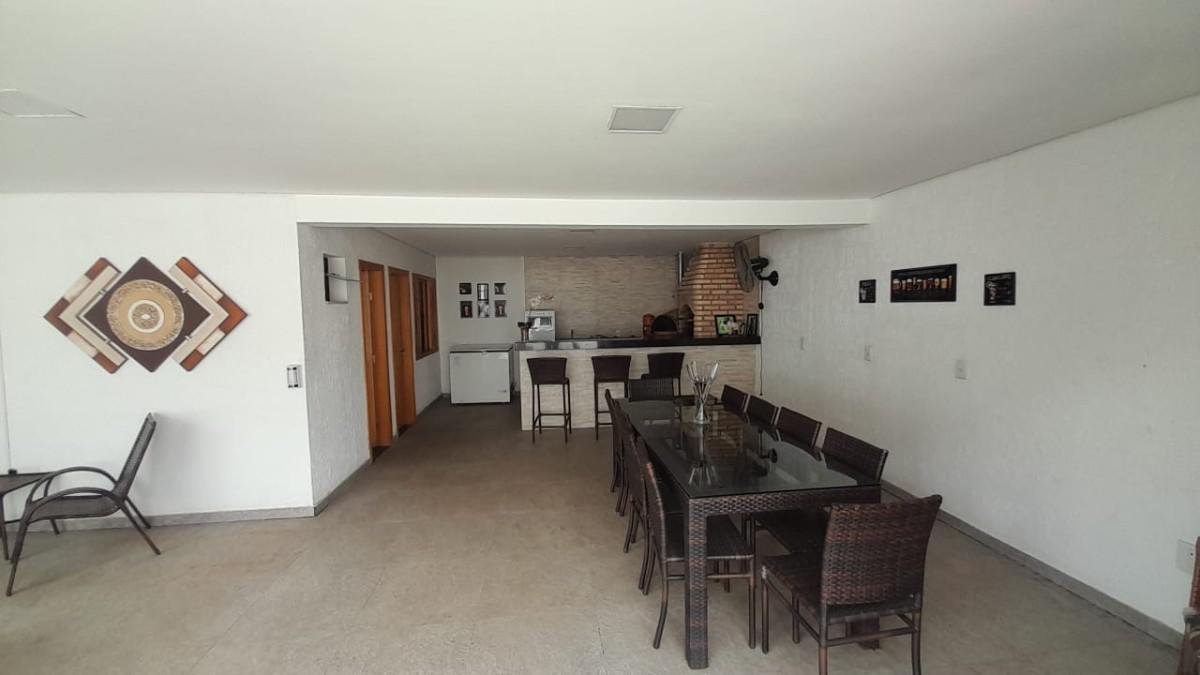 Casa, João Pinheiro, 4 Quartos, 2 Vagas, 3 Suítes