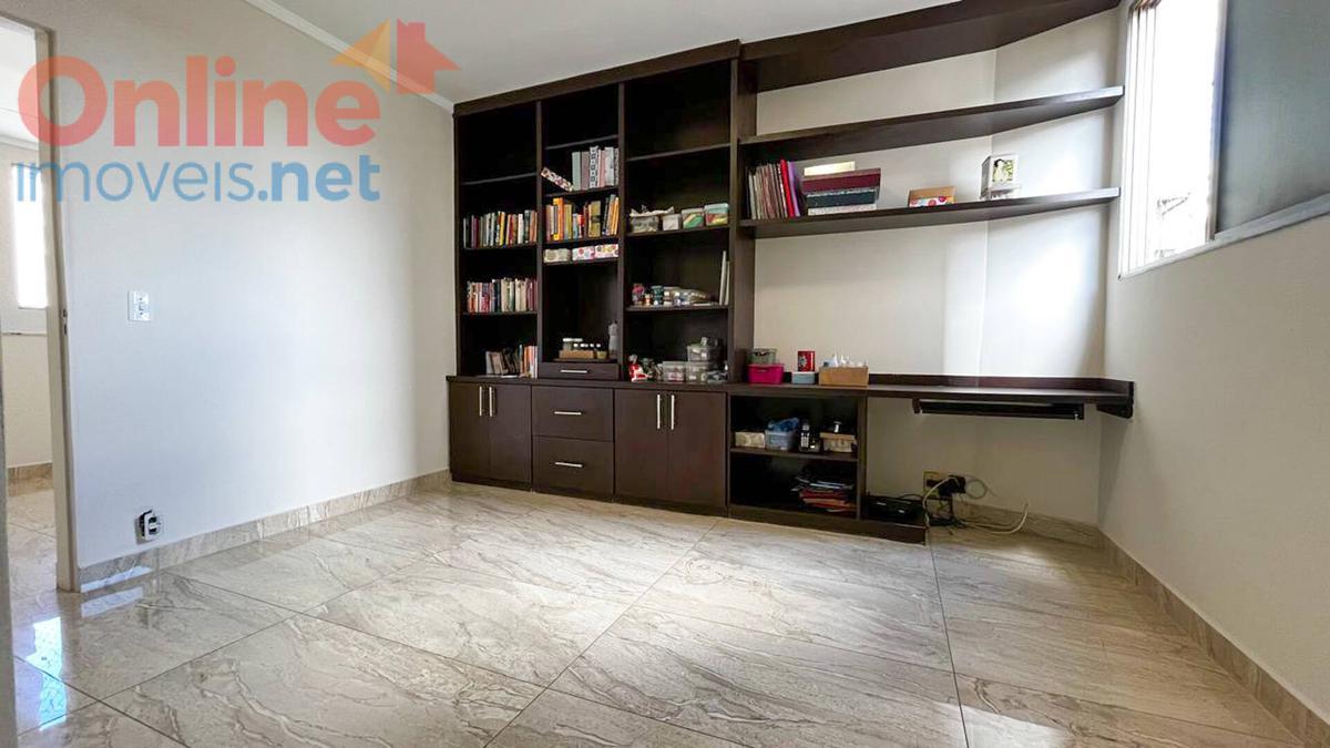 Apartamento, Buritis, 5 Quartos, 0 Vaga, 2 Suítes