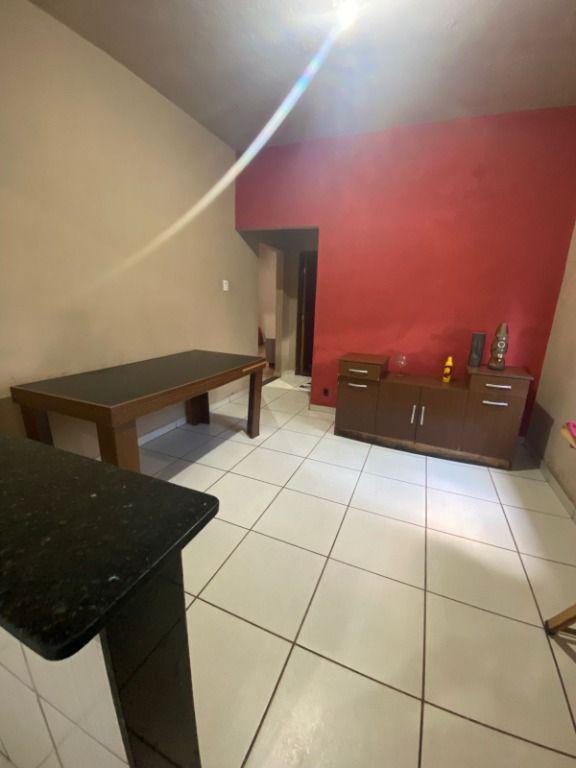 Casa, Morro São Francisco, 2 Quartos, 0 Vaga