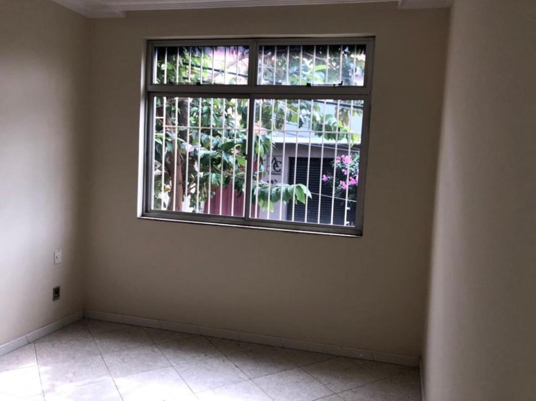 Casa, Floresta, 3 Quartos, 1 Vaga, 1 Suíte