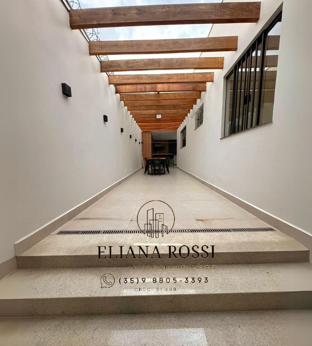 Casa, Centro, 3 Quartos, 2 Vagas, 1 Suíte