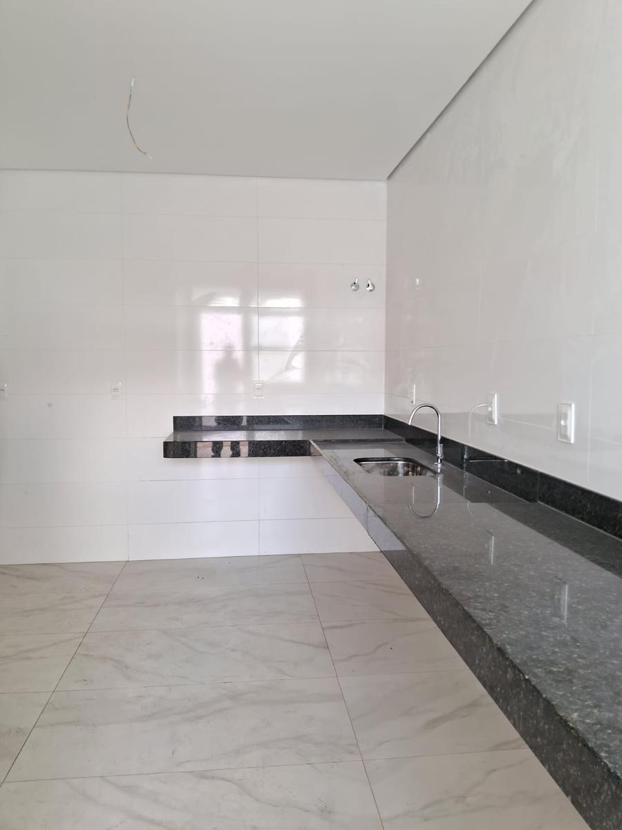 Casa, Nossa Senhora de Fátima, 3 Quartos, 4 Vagas, 1 Suíte