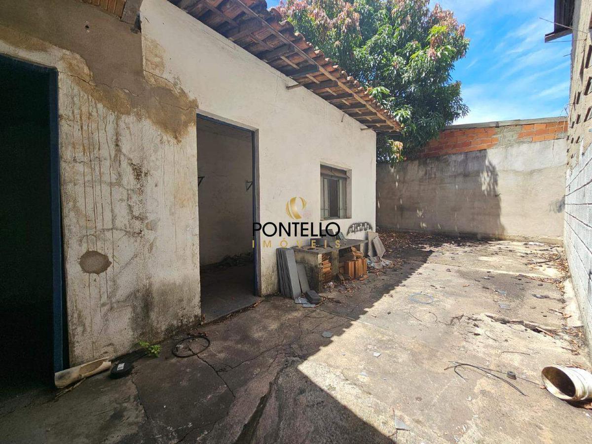 Galpão, Piedade, 0 Quarto, 0 Vaga